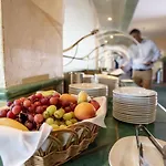 住宿加早餐酒店 Gaestehaus Benediktinerstift Goettweig - Monastery *