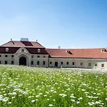 Gaestehaus Benediktinerstift Goettweig - Monastery * 弗思