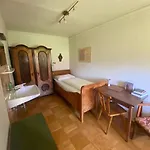 Gaestehaus Benediktinerstift Goettweig - Monastery 住宿加早餐酒店