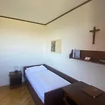 Gaestehaus Benediktinerstift Goettweig - Monastery 住宿加早餐酒店 弗思