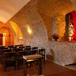 Gaestehaus Benediktinerstift Goettweig - Monastery 住宿加早餐酒店