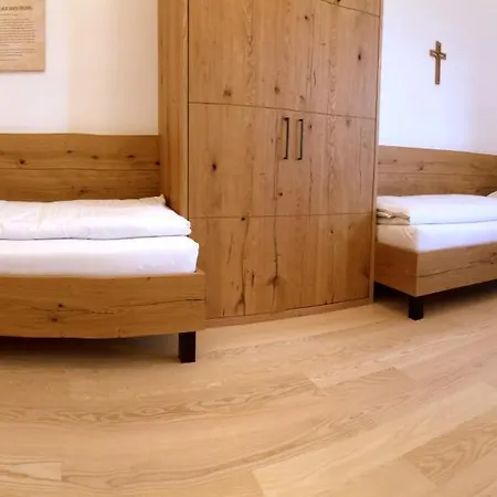 Gaestehaus Benediktinerstift Goettweig - Monastery *