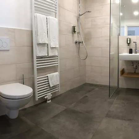 Bed & Breakfast Gaestehaus Benediktinerstift Goettweig - Monastery