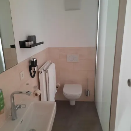 Gaestehaus Benediktinerstift Goettweig - Monastery * Furth bei Gottweig