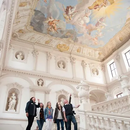 Bed & Breakfast Gaestehaus Benediktinerstift Goettweig - Monastery