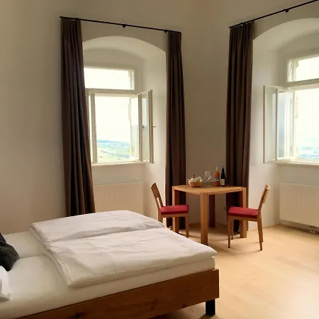 Gaestehaus Benediktinerstift Goettweig - Monastery Отель типа 