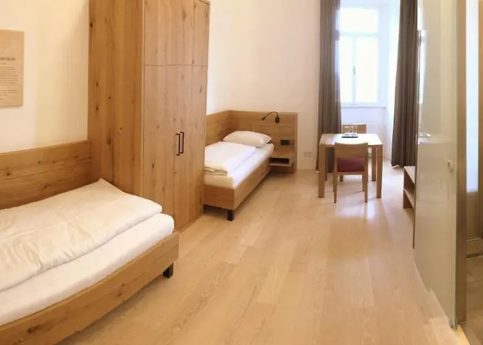 Gaestehaus Benediktinerstift Goettweig - Monastery Furth bei Gottweig