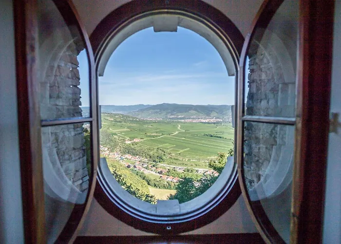 Gaestehaus Benediktinerstift Goettweig - Monastery Bed & Breakfast Furth bei Gottweig