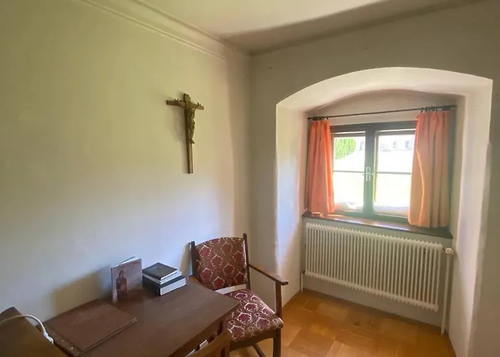 Gaestehaus Benediktinerstift Goettweig - Monastery ベッド・アンド・ブレックファスト *