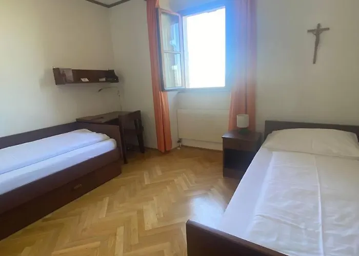 Gaestehaus Benediktinerstift Goettweig - Monastery