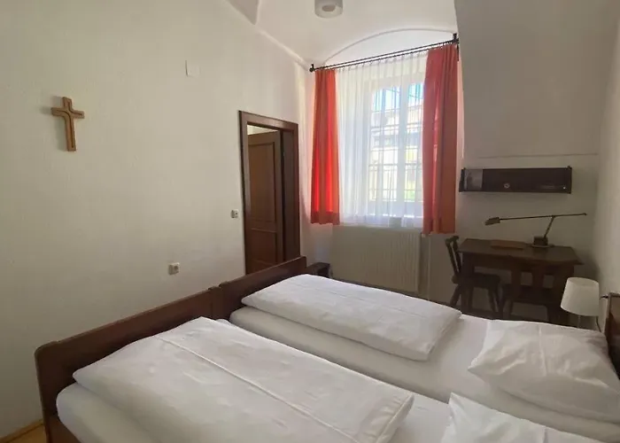 Gaestehaus Benediktinerstift Goettweig - Monastery *