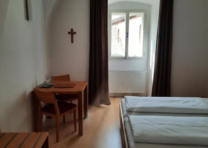 Bed & Breakfast Gaestehaus Benediktinerstift Goettweig - Monastery *