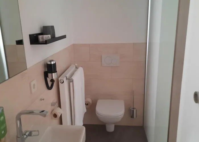 Gaestehaus Benediktinerstift Goettweig - Monastery * Furth bei Gottweig