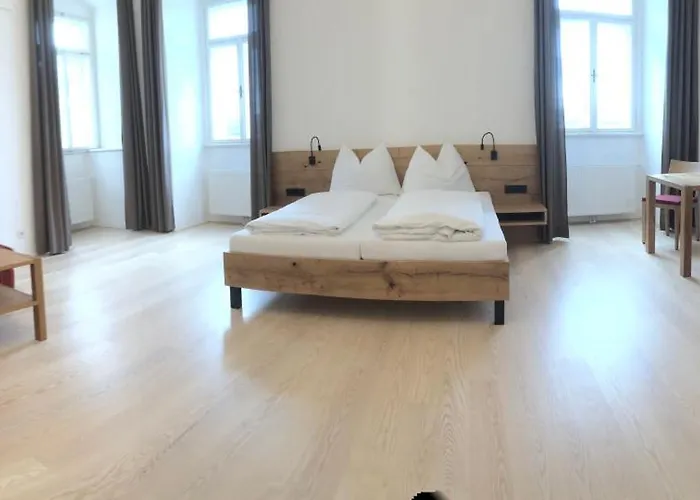 Gaestehaus Benediktinerstift Goettweig - Monastery Furth bei Gottweig