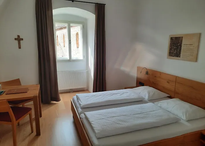 Gaestehaus Benediktinerstift Goettweig - Monastery Furth bei Gottweig